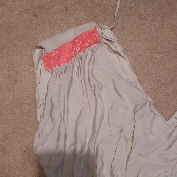 Dress - Picture 2 of 5